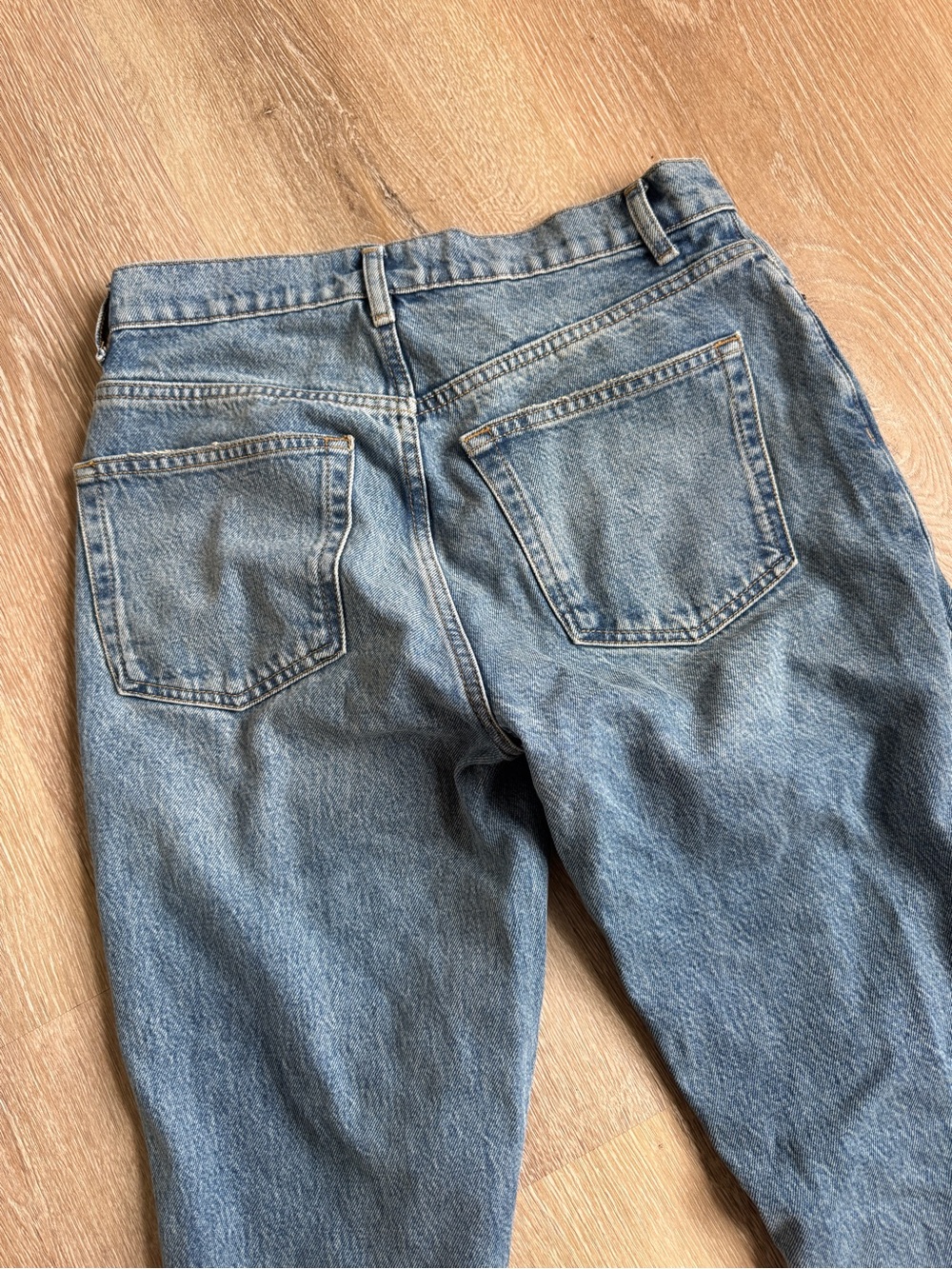 Reformation Jeans addison low rise relaxed 26 maldives wash - Picture 7 of 7